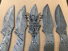 Load image into Gallery viewer, Lot of 5 Custom Handmade Damascus Steel Blank Blade Knife For Knife Making Supplies (SU-114)
