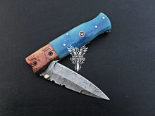 Load image into Gallery viewer, 7&quot; Custom Handmade Damascus Pocket Folding Knife, Liner Lock Folding Pocket Knife with Leather Pouch (KFK-106)
