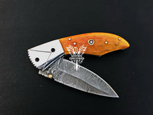 Load image into Gallery viewer, 7.5&quot; Custom Handmade Damascus Pocket Folding Knife, Liner Lock Folding Pocket Knife with Leather Pouch (KFK-101)
